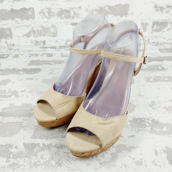 New Charles By Charles David Women's Lambert Cork Wedge Open Toe Sandals C972 - Picture 2 of 12